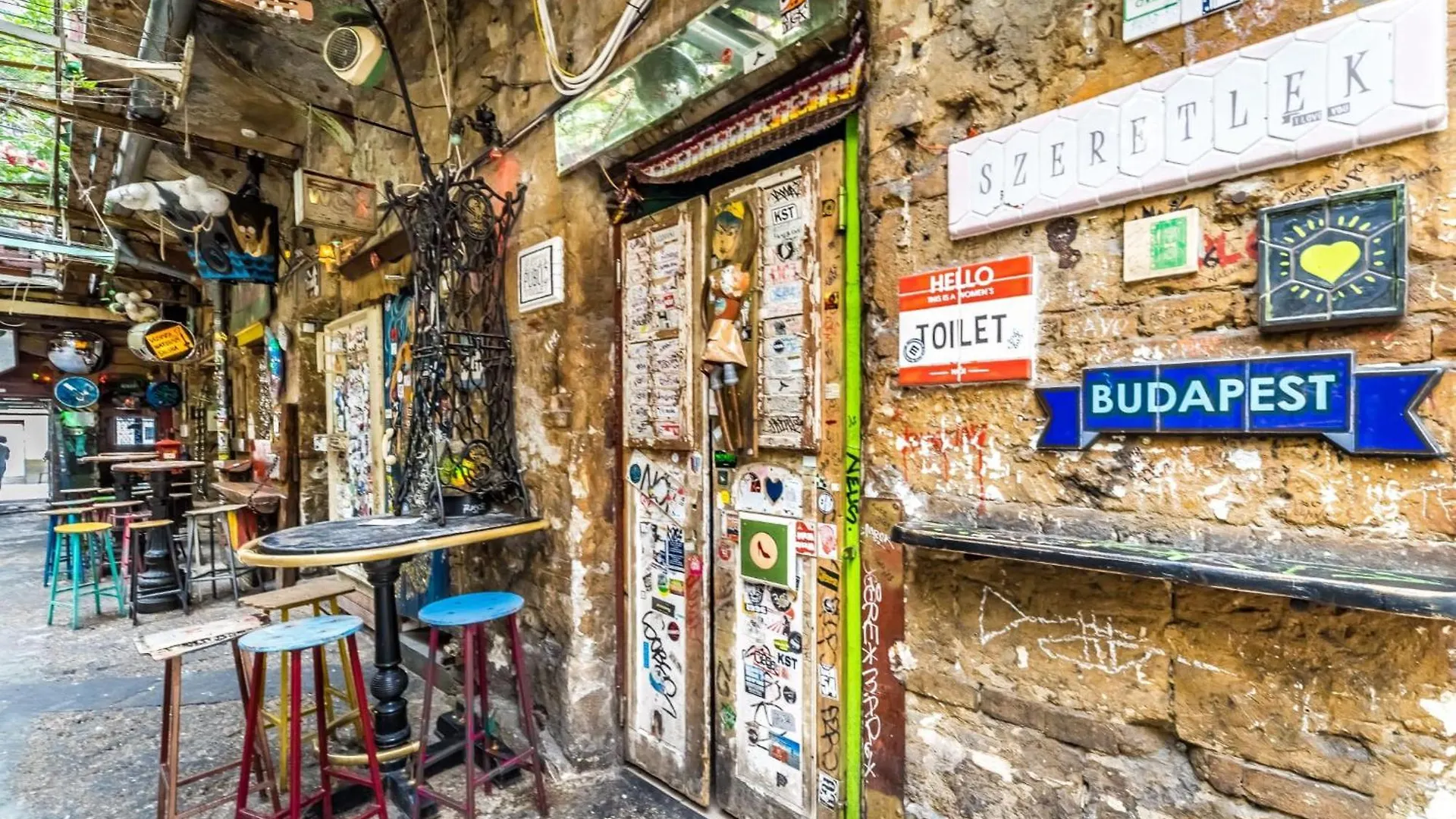 Most Central Budapest Home - 2 Min To Newyork Cafe Apartment